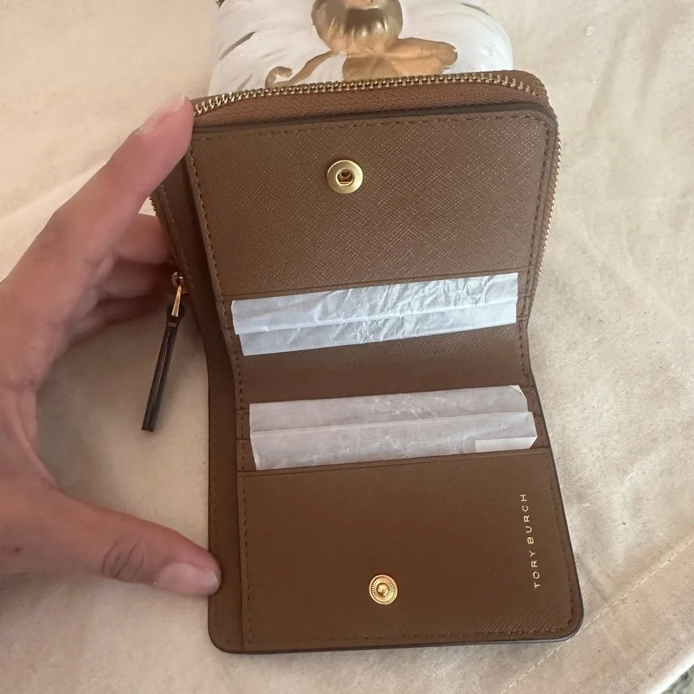 New Tory Burch Emerson leather zip around wallet
